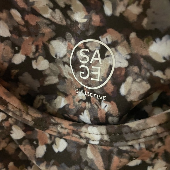 NWOT XL Sage Abstract Floral Sports Bra - Picture 5 of 6